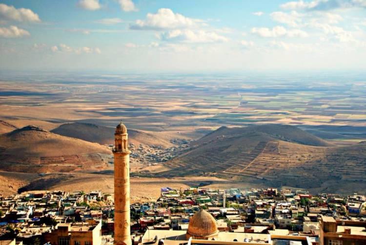 <p><strong>Mardin </strong>- 212 bin 681 kişi</p>
