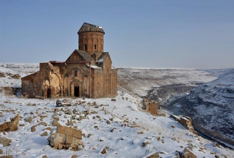 <p><strong>Kars </strong>- 275 bin 719 kişi</p>
