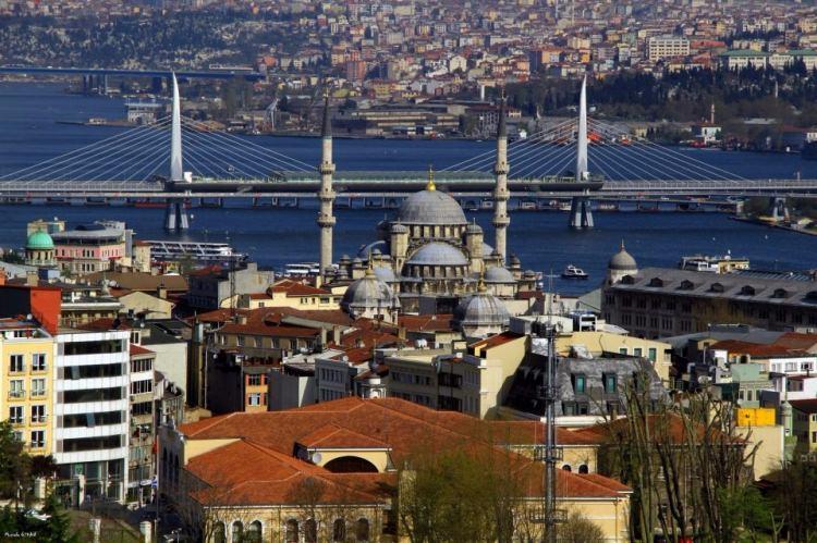<p><strong>İstanbul</strong> - 2 milyon 162 bin 588 kişi</p>