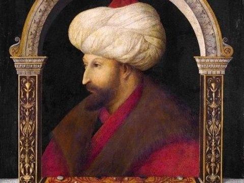 <p>Öyledir ancak ondan çok daha da fazlasıdır. Fatih sultan Mehmet çocukluğunda öğrendiği Yunancayı anadili gibi konuşur. Amasya Sancağı'nı ihya etmiştir. Fatih olduğunda da kendisine Bizans'tan miras kalan Antik Yunanca eserleri özenle korumuştur.</p>
