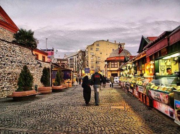 <p>Ortaköy'de kumpir yemek.</p>
