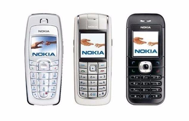 <p><strong>15- Nokia 6010 </strong><br />
<br />
2004 yılında satışa çıkan Nokia 6010, 75 milyon sattı. <br />
<br />
96 x 65 ekran çözünürlüğü. <br />
<br />
1000 mAh batarya</p>
