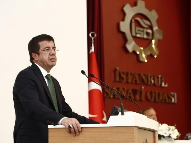 <p>36-Nihat Zeybek&ccedil;i<br />
<br />
1 Ocak 1961 tarihinde Denizli&rsquo;nin Tavas İl&ccedil;esi Pınarlar Beldesi&rsquo;nde d&uuml;nyaya gelen Nihat Zeybekci, Fatma ve Ş&uuml;kr&uuml; Zeybekci &ccedil;iftinin beşinci ve son &ccedil;ocuğudur.<br />
T&uuml;t&uuml;n iş&ccedil;iliğiyle ge&ccedil;imini sağlayan bir ailenin &ccedil;ocuğu olarak k&uuml;&ccedil;&uuml;k yaşta &ccedil;alışma hayatıyla tanışan Nihat Zeybekci, ilk ve ortaokulu Tavas&rsquo;ta; liseyi ise parasız yatalı sınavlarında sağladığı başarıyla K&uuml;tahya&rsquo;da okumuştur. Marmara &Uuml;niversitesi İktisadi İdari Bilimler Fak&uuml;ltesi İşletme B&ouml;l&uuml;m&uuml; mezunudur. &Uuml;niversite&rsquo;de okuduğu s&uuml;re boyunca bir dış ticaret şirketinde &ccedil;alışarak, daha mezun olmadan alanıyla ilgili deneyim kazanmıştır. Sonrasında ise İstanbul &Uuml;niversitesi Uluslararası İlişkiler B&ouml;l&uuml;m&uuml;&rsquo;nde y&uuml;ksek lisans yapmıştır.<br />
Profesyonel iş yaşamına İstanbul&rsquo;da &ouml;zel sekt&ouml;rde başlayan Zeybekci, Denizli&rsquo;de bir tekstil firmasının ihracat m&uuml;d&uuml;rl&uuml;ğ&uuml; yapmış; 1994 yılında ise kendi işini, Turkuaz Tekstil&rsquo;i kurmuştur. Politikaya atılmadan &ouml;nce iş adamı ve sanayici kimlikleriyle sekt&ouml;r&uuml; yakından tanıma fırsatı bulmuştur.<br />
Zeybekci, Denizli Platform S&ouml;zc&uuml;l&uuml;ğ&uuml;nde, Denizli Sanayi Odası Meslek Grubu &Uuml;yeliğinde bulunmuş: İki d&ouml;nem Denizli Tekstil ve Konfeksiyon İhracat&ccedil;ılar Birliği Başkanlığını y&uuml;r&uuml;tm&uuml;şt&uuml;r. 2004-2011 tarihleri arasında Denizli Belediye Başkanlığı ile Avrupa Konseyi Yerel Y&ouml;netimler Kongresi T&uuml;rkiye Heyeti Başkanlığı; 2005-2011 tarihleri arasında T&uuml;rkiye Belediyeler Birliği Başkan Vekilliği yapmıştır. 2009-2012 yılları arasında ise T&uuml;rk D&uuml;nyası Belediyeler Birliği Başkanlığı g&ouml;revinde bulunmuştur. 2011 yılında milletvekili olarak Ankara&rsquo;da &ccedil;alışmaya başlamıştır. 2011 genel se&ccedil;imlerinde birinci sıradan Ak Parti Denizli Milletvekili se&ccedil;ilen Zeybekci, Ak Parti MKYK &uuml;yesidir. TBMM Enerji Komisyonu Başkanlığı da yapmıştır. Son kabine değişikliğinin yapıldığı 26 Aralık 2013 tarihinde ise şu anki g&ouml;revine atanarak Ekonomi Bakanı olmuştur. &Ccedil;ok iyi d&uuml;zeyde İngilizce bilmektedir.<br />
4 &ccedil;ocuk babası olan Nihat Zeybekci, Ayşen Zeybekci ile evlidir.</p>

<p>&nbsp;</p>
