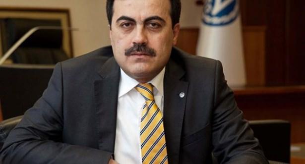 <p>45-Sel&ccedil;uk &Ouml;zt&uuml;rk</p>

<p>1967 yılında d&uuml;nyaya geldi. İlkokulu İstanbul ve Malatya&rsquo;da, ortaokulu Elazığ ve Konya&rsquo;da tamamladı.&nbsp;</p>

<p>Konya Gazi Lisesi&rsquo;nde lise eğitimini yapan &Ouml;zt&uuml;rk,&nbsp; İstanbul Teknik &Uuml;niversitesi (İT&Uuml;) Makine M&uuml;hendisliği B&ouml;l&uuml;m&uuml;&rsquo;nden 1988 yılında mezun oldu. 1988-1991 yılları arasında mekanik tesisat sekt&ouml;r&uuml;nde &ouml;zel bir firmada makine m&uuml;hendisi olarak g&ouml;rev yapan &Ouml;zt&uuml;rk, 1991 yılında makine m&uuml;hendisliğine Konya&rsquo;da devam ederek Organize Sanayi B&ouml;lgesinde &ouml;zel bir firmada &ccedil;alıştı.&nbsp;</p>

<p>1992 yılında makine tesisat taahh&uuml;t sekt&ouml;r&uuml;nde faaliyet g&ouml;steren KAYI-TES şirketini kuran Sel&ccedil;uk &Ouml;zt&uuml;rk, halen aynı şirketin y&ouml;netim kurulu başkanlığı g&ouml;revini y&uuml;r&uuml;tmektedir. Makine m&uuml;hendisliği kimliğinin yanı sıra sivil toplum kuruluşlarında y&ouml;netici vasfıyla dikkat &ccedil;eken &Ouml;zt&uuml;rk, 1993 yılında M&Uuml;SİAD Konya Şubesi&rsquo;nin kurucu &uuml;yeleri arasında yer aldı. Konya Ticaret Odası&rsquo;nda 2001&ndash;2005 d&ouml;neminde Y&ouml;netim Kurulu &Uuml;yeliği g&ouml;revinde bulundu.&nbsp;</p>

<p>T&uuml;rkiye Odalar Borsalar Birliği (TOBB) Ticaret Odaları Konsey &Uuml;yeliği yaptı. 2005&ndash;2009 yılları arasında kuruluşunda g&ouml;rev aldığı M&Uuml;SİAD Konya Şubesi Y&ouml;netim Kurulu Başkanlığı g&ouml;revini y&uuml;r&uuml;tt&uuml;. 29 Nisan 2011 tarihinde Konya Ticaret Odası Meclisi&rsquo;nin ger&ccedil;ekleştirdiği se&ccedil;imle Y&ouml;netim Kurulu Başkanlığı&rsquo;na se&ccedil;ildi.</p>
