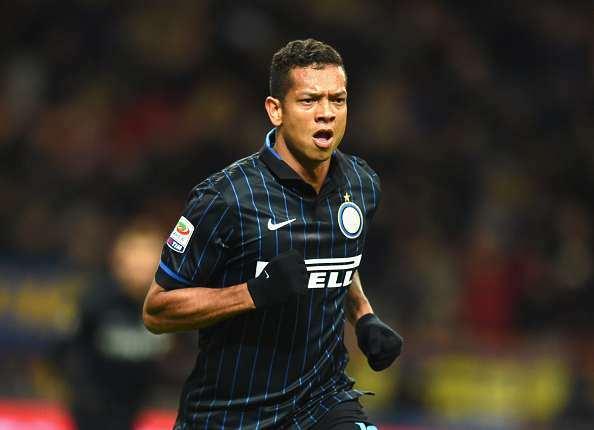 <p>Freddy Guarin, Inter'den Shanghai Shenhua'ya gitti. Transfer bedeli; 13,00 milyon avro</p>
