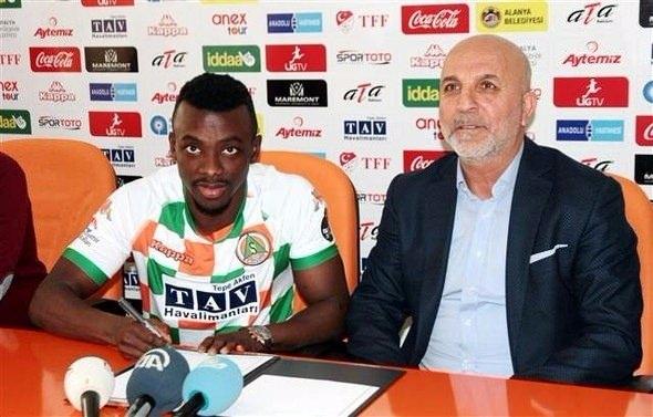 <p><strong>MICHEL LANDEL</strong></p>
<p>Gençlerbirliği'nden Aytemiz Alanyaspor'a. 2.5 yıllık sözleşme imzaladı.</p>