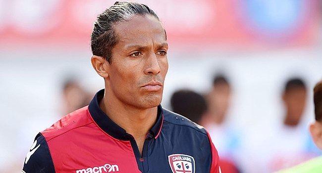 <p>Bruno Alves - Cagliari ===> Glasgow Rangers</p>