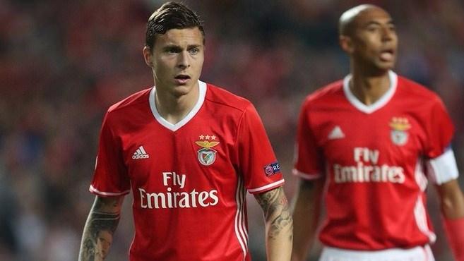 <p>Victor Lindelof - Benfica ====> Manchester United (35 milyon Euro)</p>