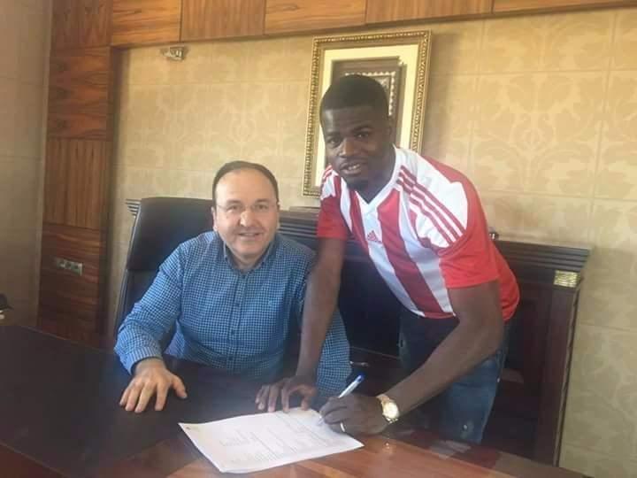 <p>Elderson Echiejile</p>

<p>Monaco'dan Sivasspor'a</p>
