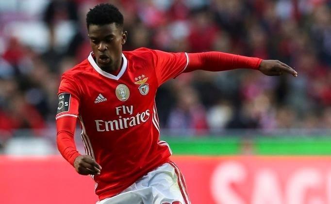 <p>Nelson Semedo</p>
<p>Benfica'dan Barcelona'ya</p>