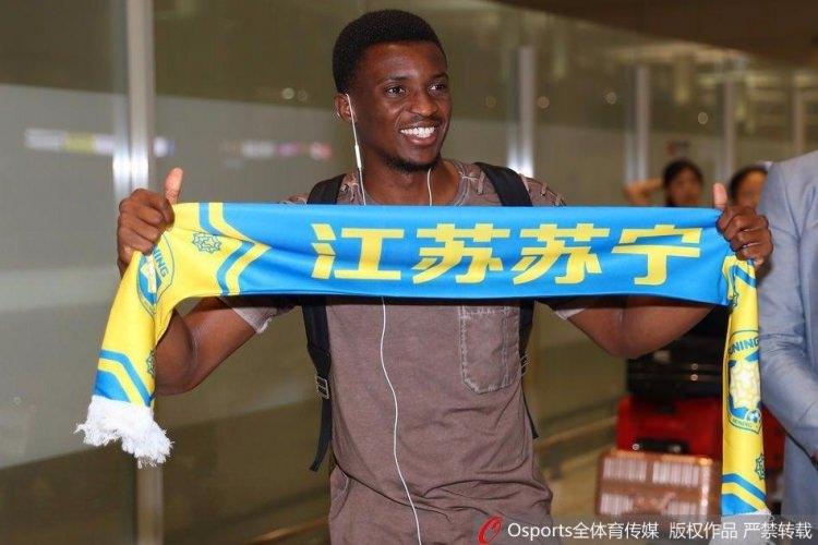 <p>Benjamin Moukandjo</p>

<p>Lorient'den Jiangsu Suning'e</p>

