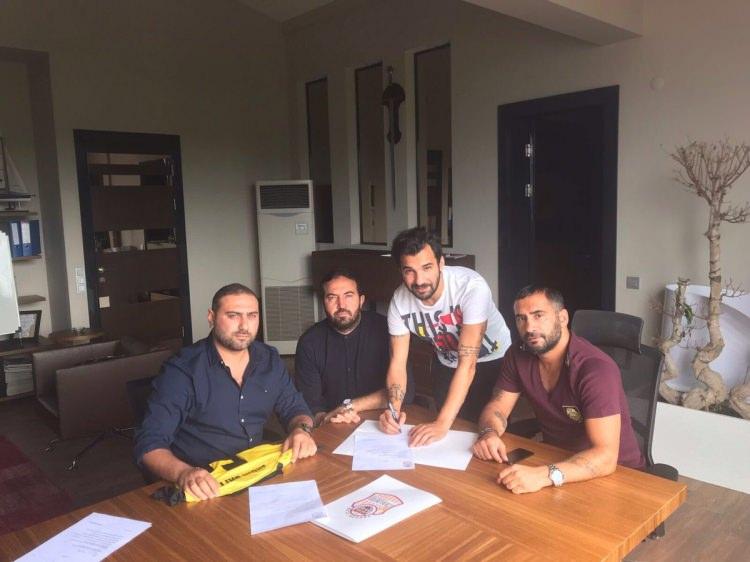 <p>Engin Baytar</p>

<p>ABD'de Cosmopolitan Lig'de mücadele edecek olan Malatyaspor USA, teknik direktörlüğe Ümit Karan'ı getirip Engin Baytar ile sözleşme imzaladı</p>
