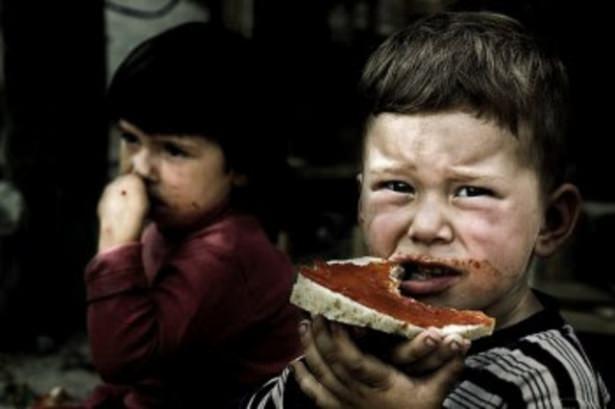 <p><span style="color:#FFFFFF">Salçalı ekmek</span></p>
