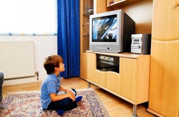 <p><span style="color:#FFFFFF">Cumartesi sabahları çizgi film izlemek</span></p>