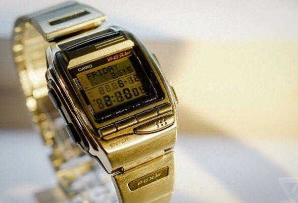 <p>HBX-100</p>
<p>1999'un bu saati, bilgisayarınızla kızılötesi bağlantı kurup veri aktarımı yapabiliyordu.</p>