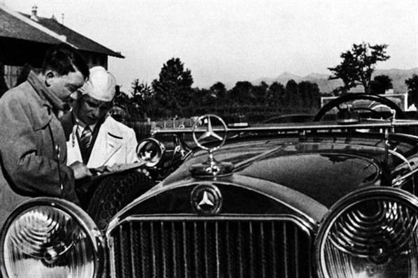 <p>Adolf Hitler - Almanya</p>

<p> </p>
