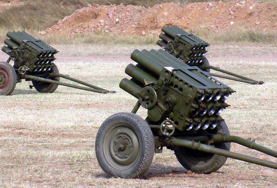 <p><span style="color:#FFD700"><strong>FÜZE TOPLARI</strong></span><br />
<br />
TYPE 63 MLRS</p>
