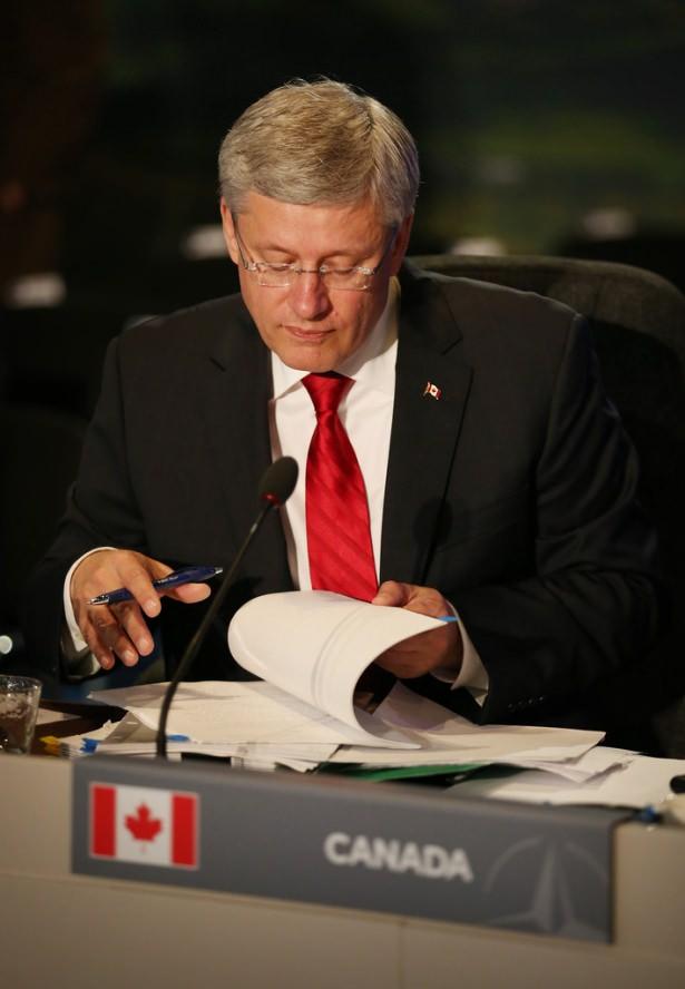 <p>2- Stephen Harper Kanada Devlet Başkanı. Yıllık maaşı 260 bin dolar.</p>
