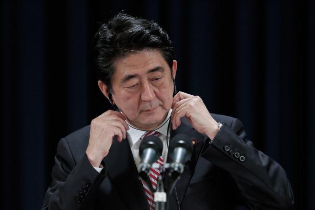 <p>6- Shinzo Abe Japonya Başbakanı. Yıllık maaşı 202,7 bin dolar.</p>
