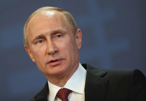 <p>8- Vladimir Putin Rusya Devlet Başkanı. Yıllık maaşı 136 bin dolar.</p>

