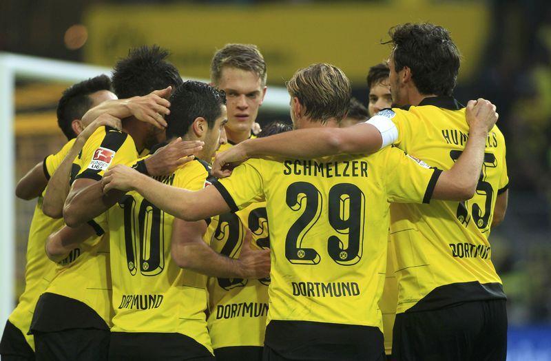 <p><strong>12. Borussia Dortmund</strong><br />
287,45 milyon €</p>
