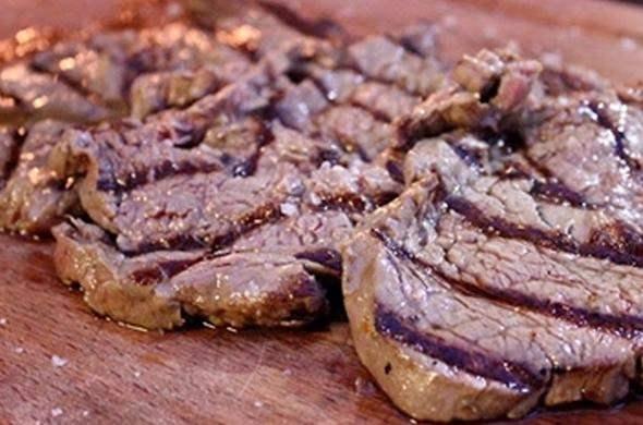 <p>Ülke: Hırvatistan<br />
<br />
1 yılda kişi başına düşen et miktarı: 66.3 kilogram</p>
