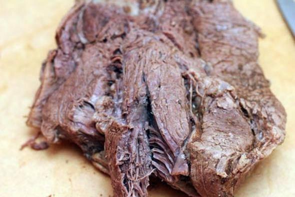 <p>Ülke: Polonya<br />
<br />
1 yılda kişi başına düşen et miktarı: 76.9 kilogram</p>
