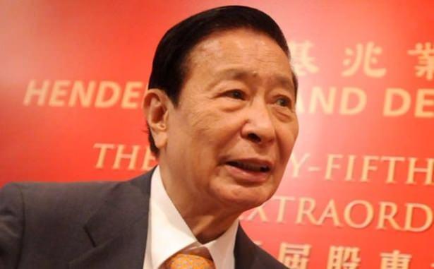 <p><strong>Lee Shau Kee</strong></p>
<p>Hong Kong'da emlak sektöründe faaliyet gösteren Lee Shau Kee 22.2 milyar dolar servete sahip. </p>
<p>Ülke: ABD </p>