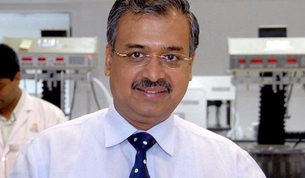 <p><strong>Dilip Shanghvi</strong></p>

<p>Hindistan'da ilaç sektöründe faaliyet gösteren Dilip Shanghvi 15.7 milyar dolar servete sahip. </p>

<p>Ülke: Hindistan</p>
