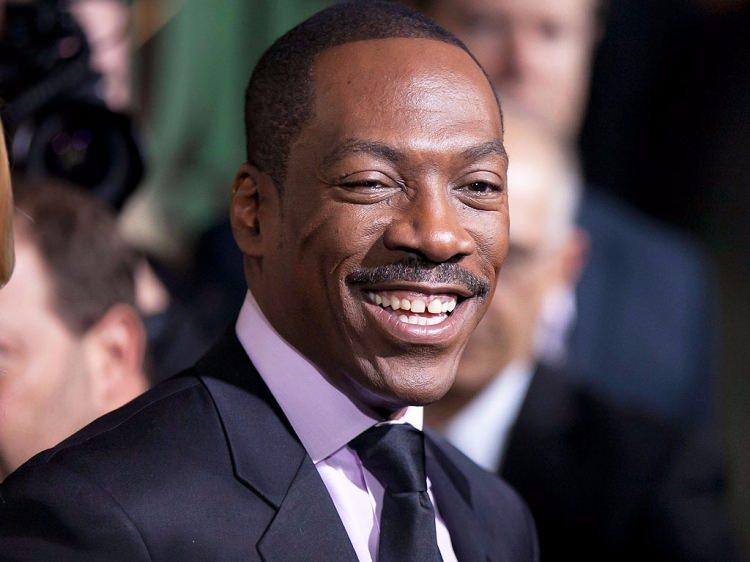 <p><strong>Eddie Murphy:</strong> 3.810 milyar dolar (Shrek 2) </p>
