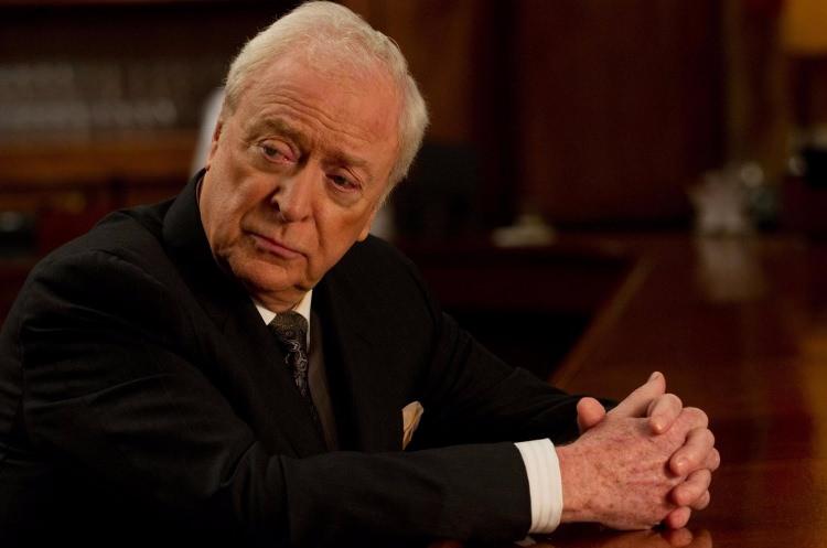 <p><strong>Michael Caine:</strong> 3.340 milyar dolar (The Dark Knight) </p>
