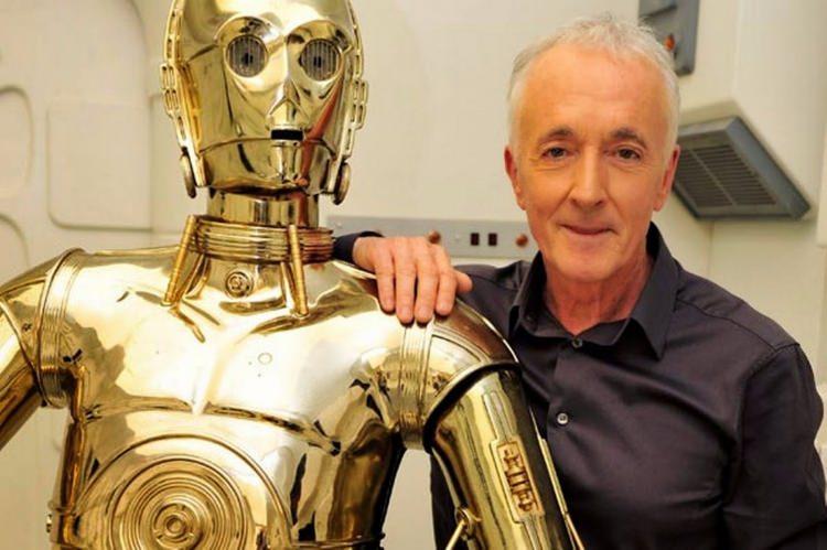 <p><strong> Anthony Daniels:</strong> 3.162 milyar dolar (Star Wars: The Force Awakens) </p>
