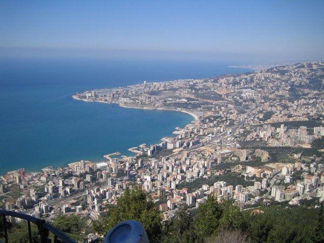 <p>Lübnan (62)</p>

<p> </p>
