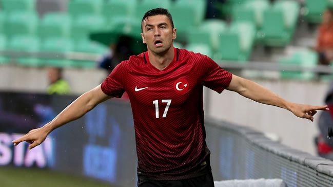 <p>Terim bu gerginliğin ardından Burak'ı kara listesine aldı. Affeder mi, affederse ne zaman affeder... Bilinmiyor.</p>