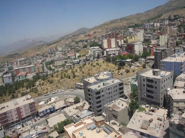 <p><strong>ŞIRNAK</strong><br />
<br />
1 HAKİM ZEYREK İLKOKUL İŞADAMI<br />
2 YASİN BENEK İLKOKUL KORUCU BAŞI<br />
3 ŞAHİN SAZAK LİSE İŞADAMI<br />
4 BÜLENT BORA BALTACI LİSE ESNAF</p>
