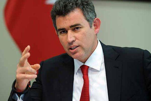<p>Metin Feyzioğlu</p>
