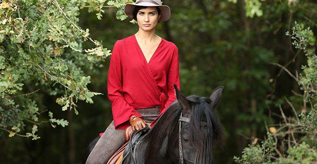 <p><strong>TUBA BÜYÜKÜSTÜN (İSTANBUL)</strong></p>