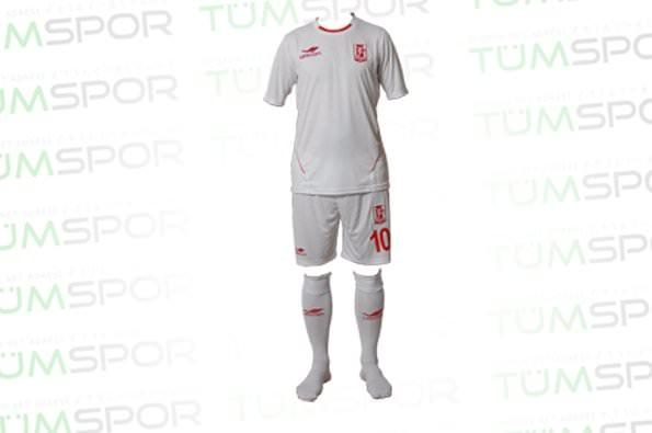 <p><strong>BALIKESİRSPOR</strong><br />
<br />
DIŞ SAHA</p>
