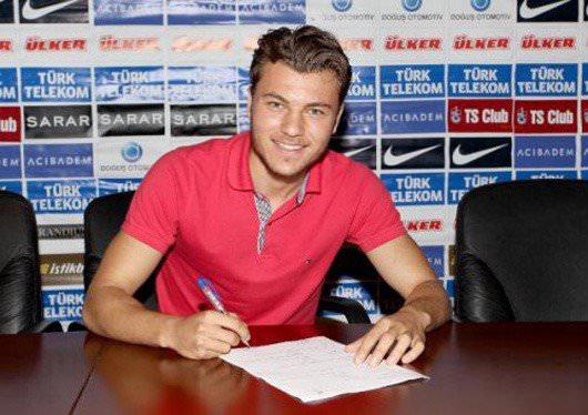 <p>Yusuf Erdoğan (1461 Trabzon'dan Trabzonspor'a)</p>
<p> </p>