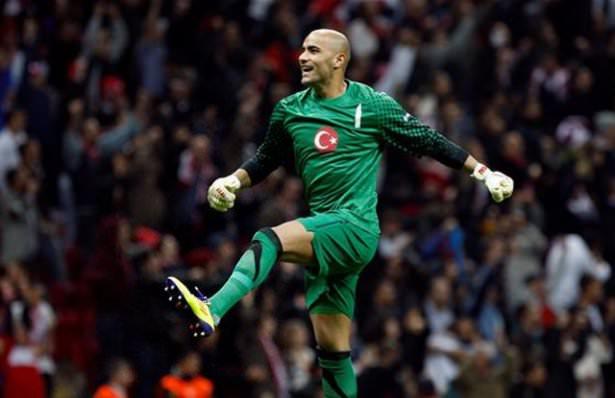 <p>Sinan Bolat (Porto'dan Galatasaray'a)</p>
<p> </p>