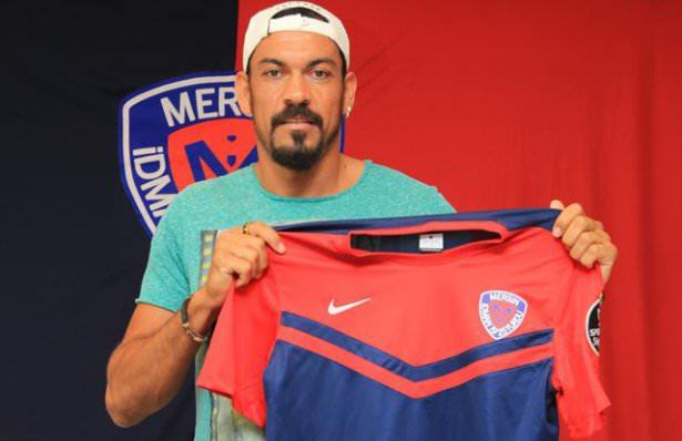 <p>Servet Çetin (Eskişehirspor'dan Mersin İdmanyurdu'na)</p>
<p> </p>