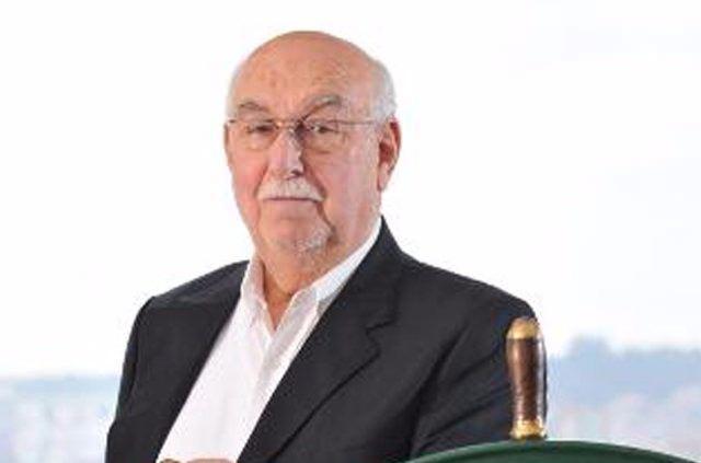 <p><strong>ALİ METİN KAZANCI</strong><br />
Serveti: 750 milyon dolar<br />
Servet kaynağı: Kazancı Holding<br />
Doğum Yeri: Rize</p>