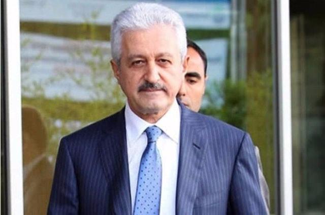 <p><strong>MEHMET ALİ AYDINLAR</strong><br />
Serveti: 1.2 milyar dolar<br />
Servet kaynağı: Acıbadem Sağlık Grubu<br />
Doğum Yeri: Malatya</p>