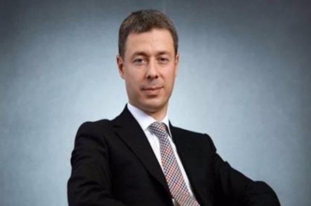 <p><strong>HAKKI YILDIZ</strong><br />
Serveti: 450 milyon dolar<br />
Servet kaynağı: Yıldızlar Yatırım Holding<br />
Doğum Yeri: Samsun</p>
<p> </p>