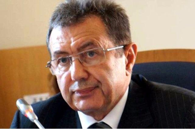 <p><strong>MEHMET EMİN KARAMEHMET</strong><br />
Serveti: 500 milyon dolar<br />
Servet kaynağı: Çukurova Holding<br />
Doğum Yeri: Mersin</p>