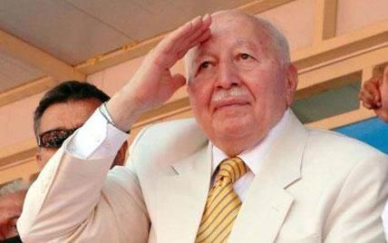 <p><strong>Necmettin Erbakan - <span style="font-size:13px; line-height:1.6">1</span></strong></p>
