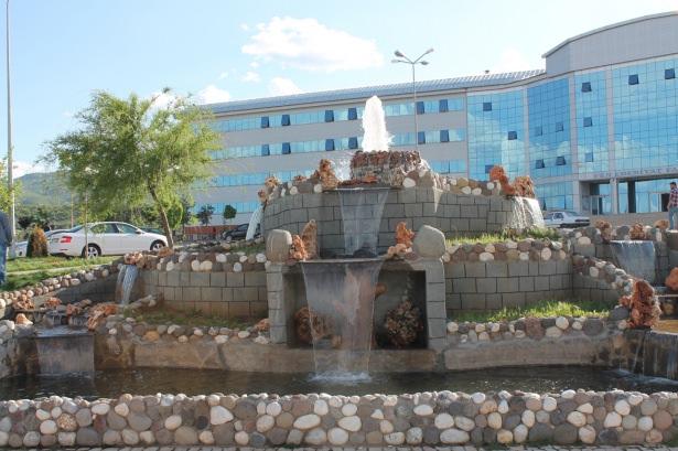 <p>İl: Bingöl<br />
İlçe: Merkez<br />
Nüfus: 103.441</p>
<p> </p>