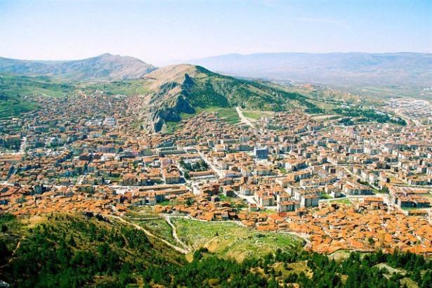 <p>İl: Tokat<br />
İlçe: Merkez<br />
Nüfus: 137.831</p>
<p> </p>