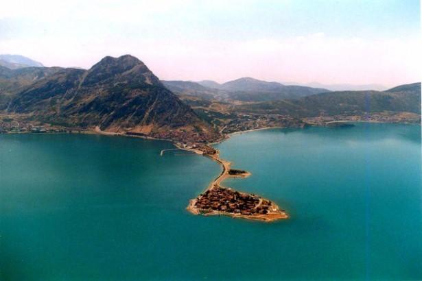 <p>İl: Isparta<br />
İlçe: Merkez<br />
Nüfus: 207.266</p>

<p> </p>
