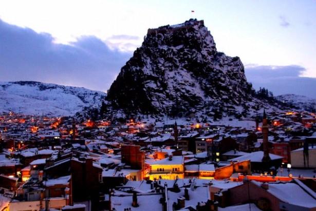 <p>İl: Afyonkarahisar<br />
İlçe: Merkez<br />
Nüfus: 209.406</p>

<p> </p>
